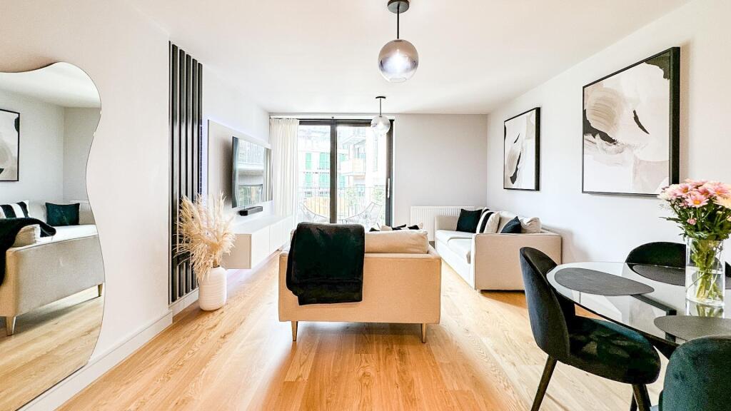 Main image of property: Capstan Room, Factory No.1, Bristol, BS3 1FP