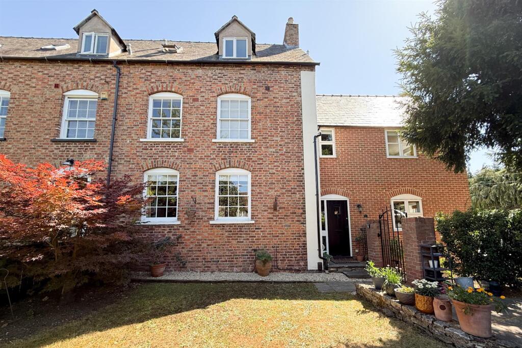 Main image of property: School Road, Bishops Cleeve