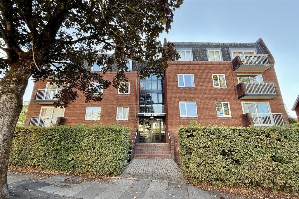 Main image of property: 9 Rowe Court, St Georges Road, Cheltenham GL50 3EF