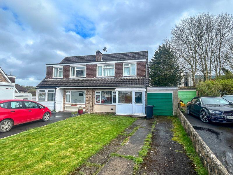 3 bedroom semidetached house for sale in Prospect Close, Shepton