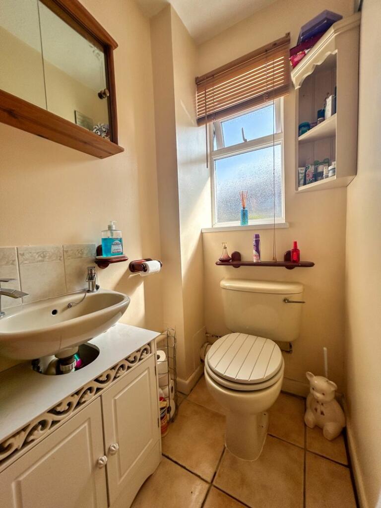 Additional property image - Constantine Court, Shepton Mallet