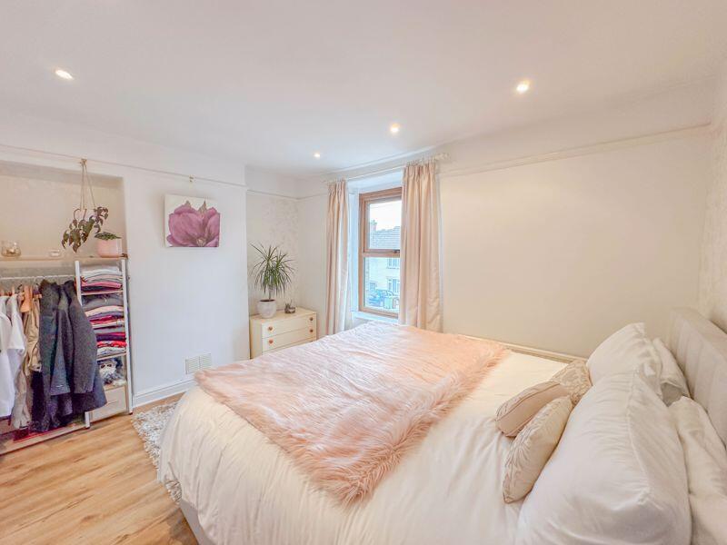 Additional property image - Victoria Grove, Shepton Mallet