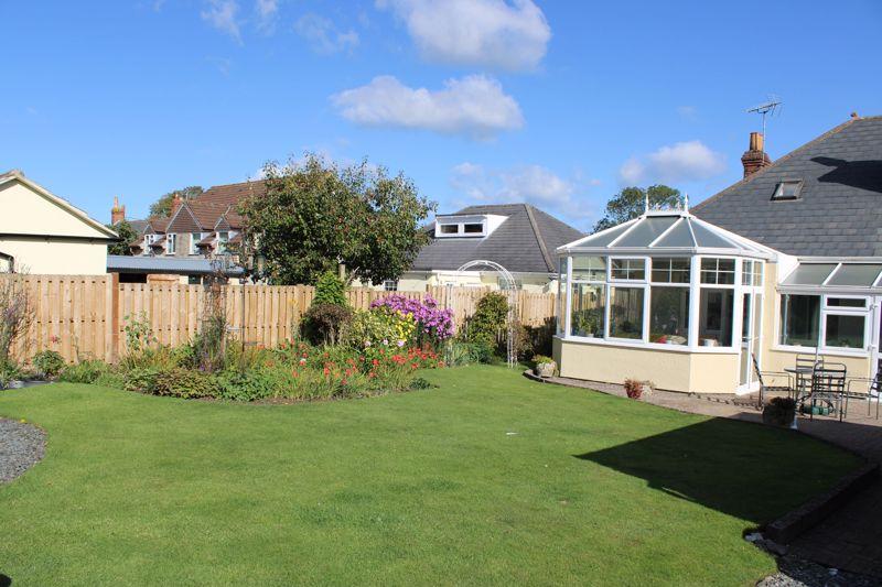 3 bedroom detached bungalow for sale in Charlton Road, Shepton Mallet, BA4