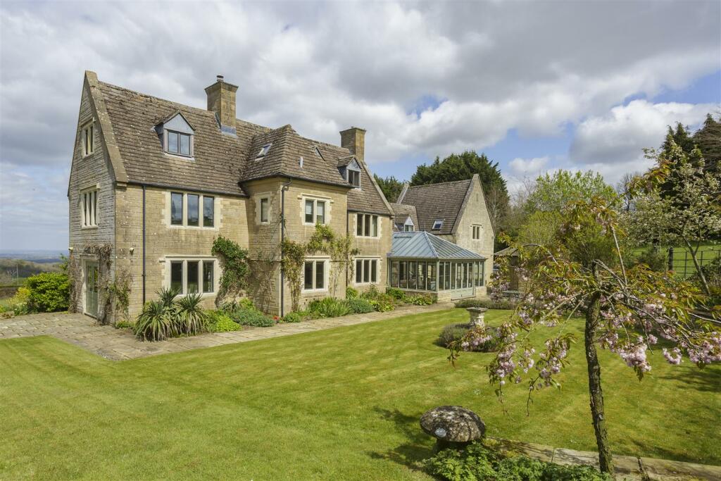 7 bedroom country house for sale in Snowshill, Gloucestershire, WR12