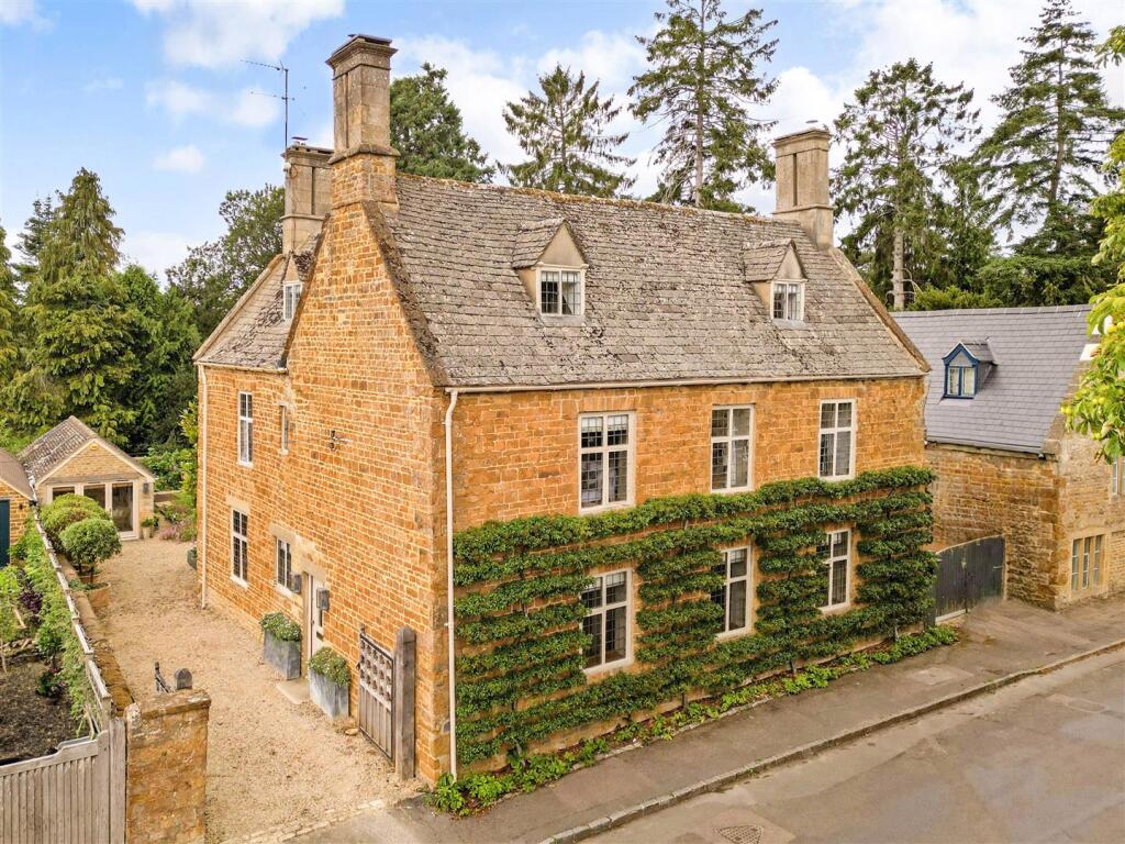 Main image of property: Sandford St Martin, Oxfordshire