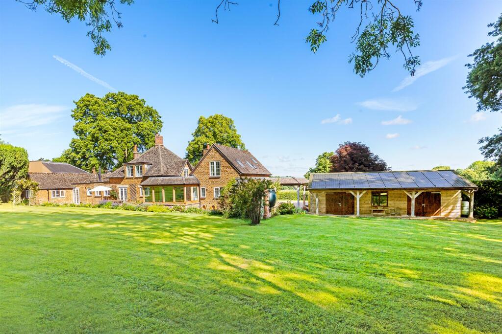 Main image of property: Over Worton, Oxfordshire