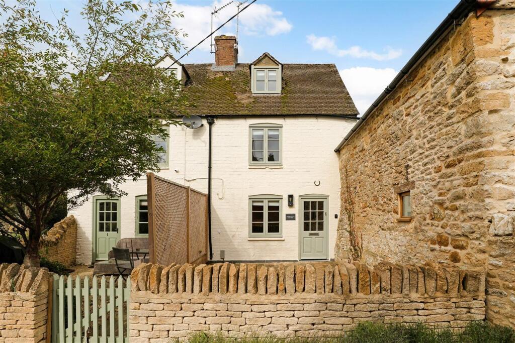 Main image of property: Lower Oddington, Gloucestershire