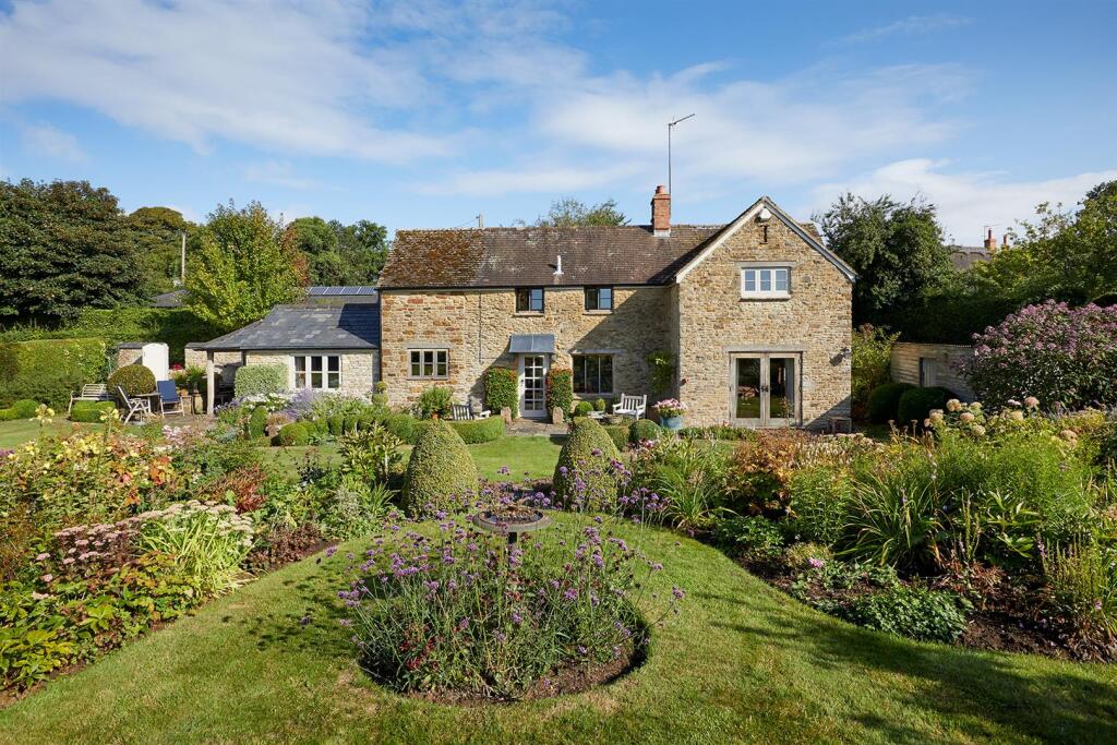 Main image of property: Sandford St. Martin, Oxfordshire