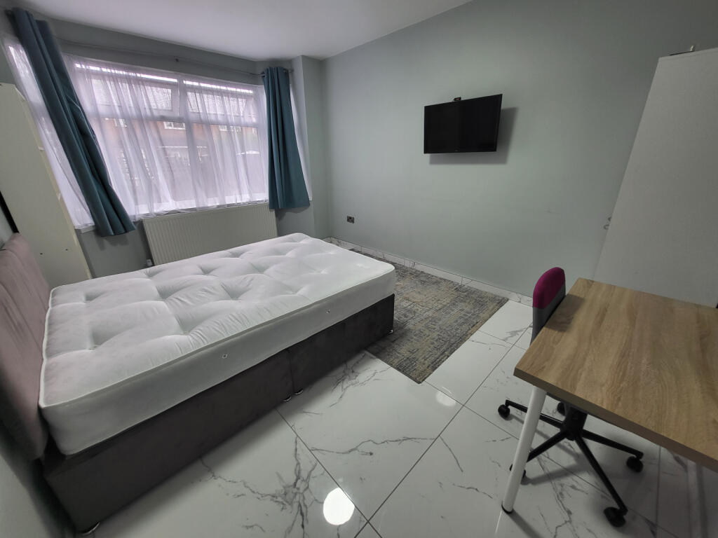 Main image of property: Clarence Road, Manchester. M13 0ZE