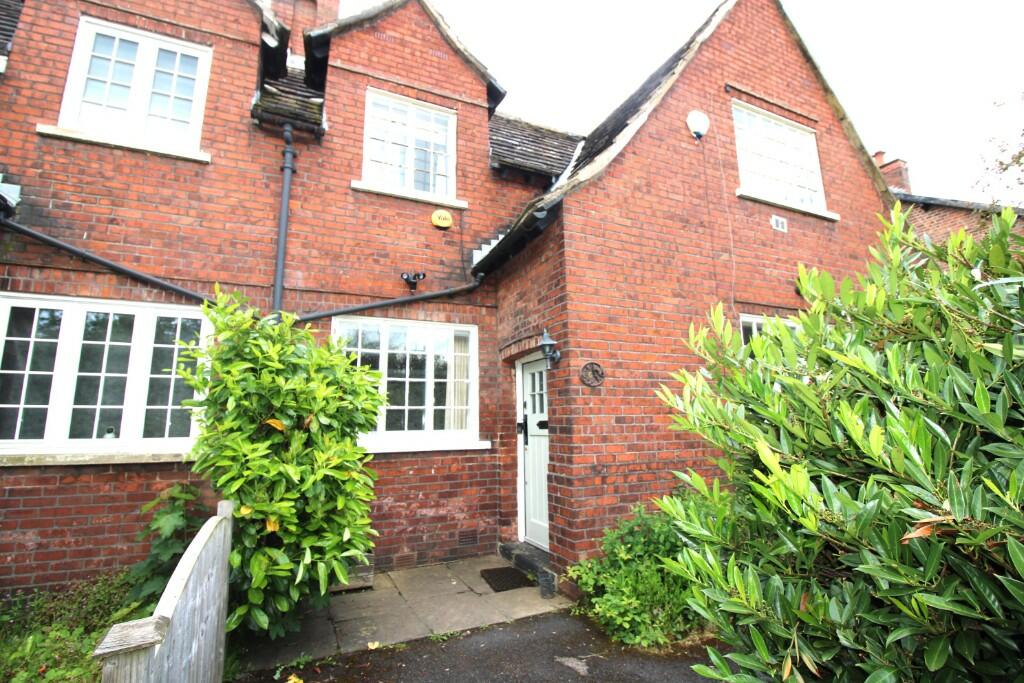 3 bedroom semidetached house for sale in Finney Lane, Heald Green, Cheadle, Greater Manchester, SK8