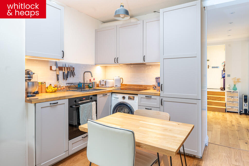 Additional property image - Pembroke Crescent, Hove