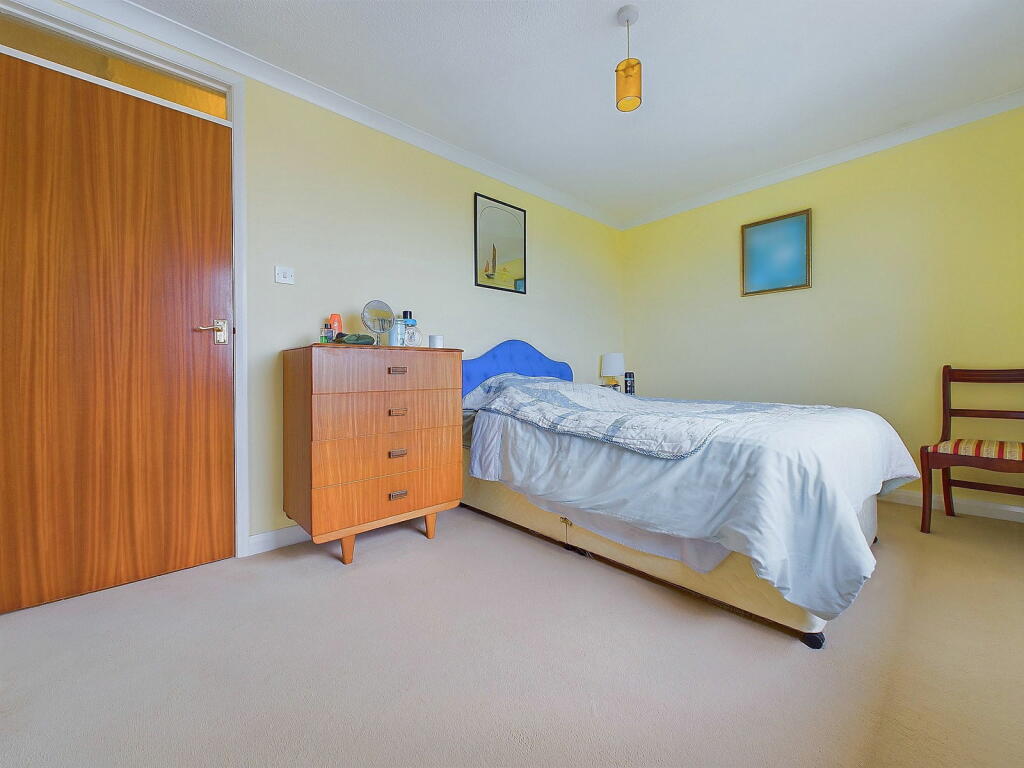 Additional property image - Brighton Road, Lancing
