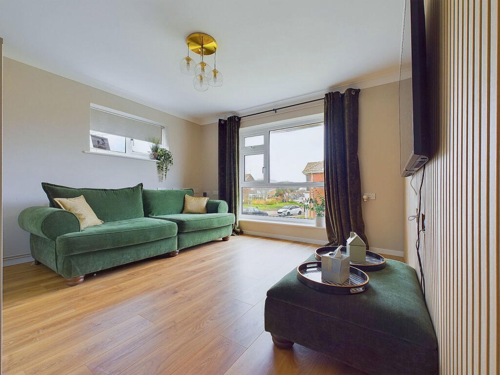 Additional property image - Sylvan Road, Sompting, BN15 0BT