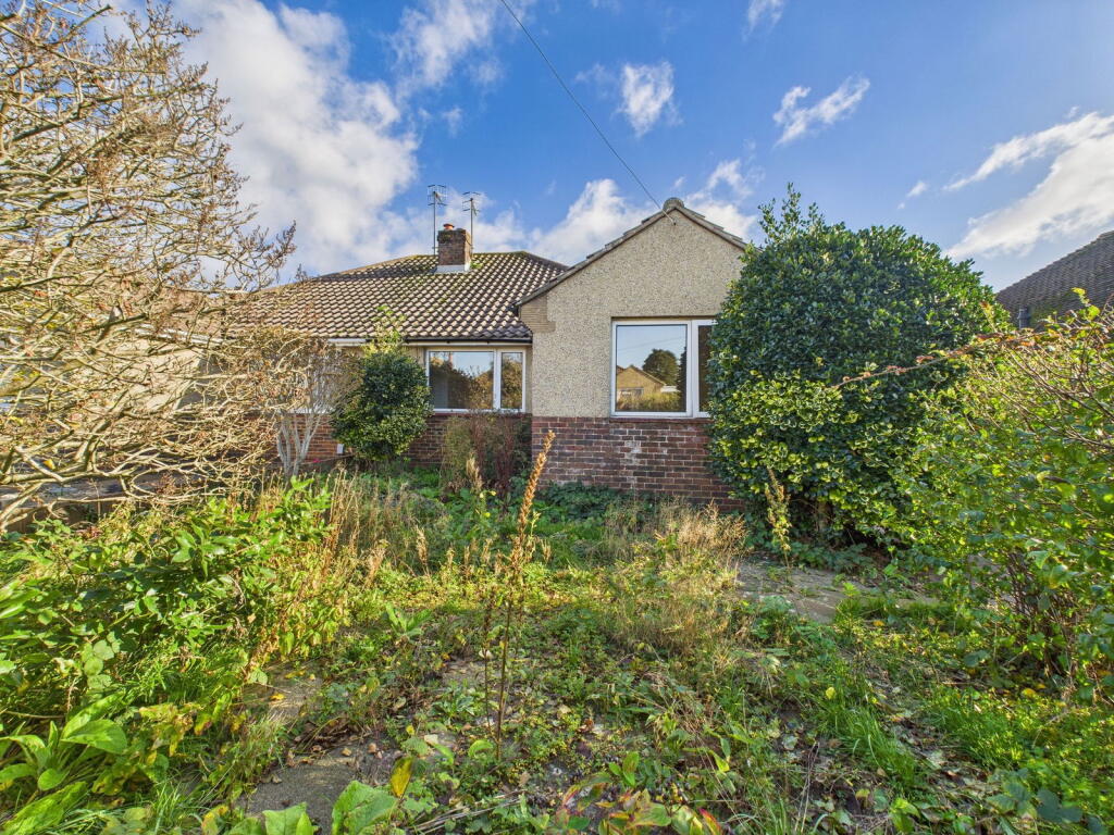 Main image of property: Greentrees Close, Sompting, Lancing, BN15 9SX