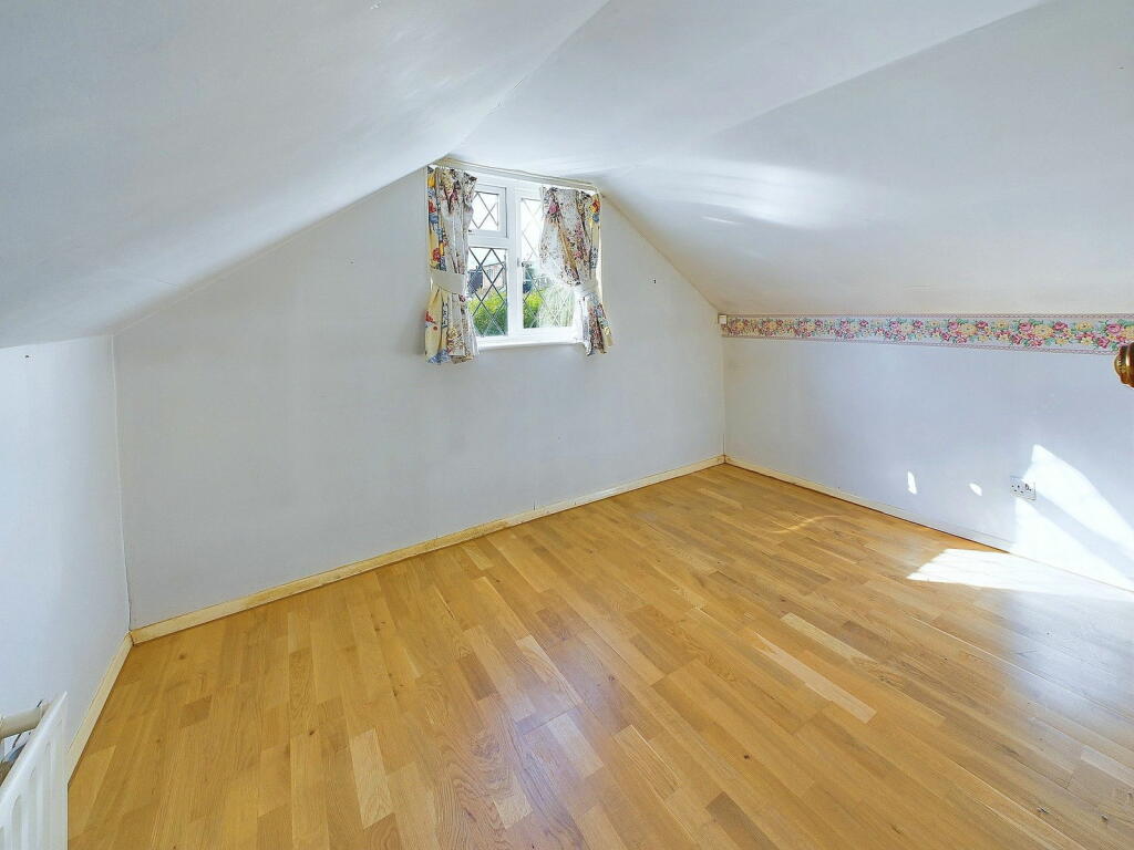 Additional property image - Rosslyn Avenue, Shoreham-by-Sea