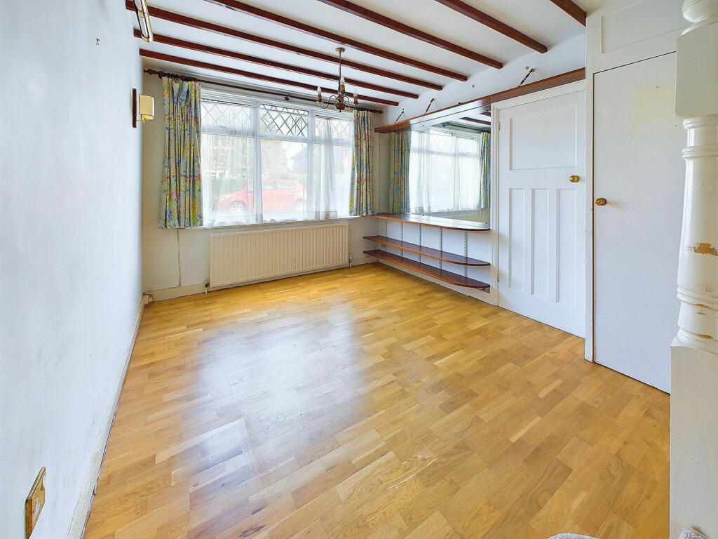 Additional property image - Rosslyn Avenue, Shoreham-by-Sea