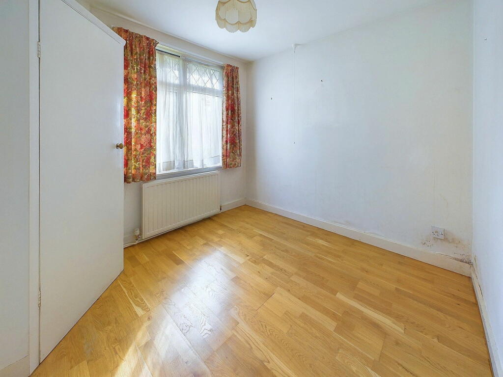 Additional property image - Rosslyn Avenue, Shoreham-by-Sea