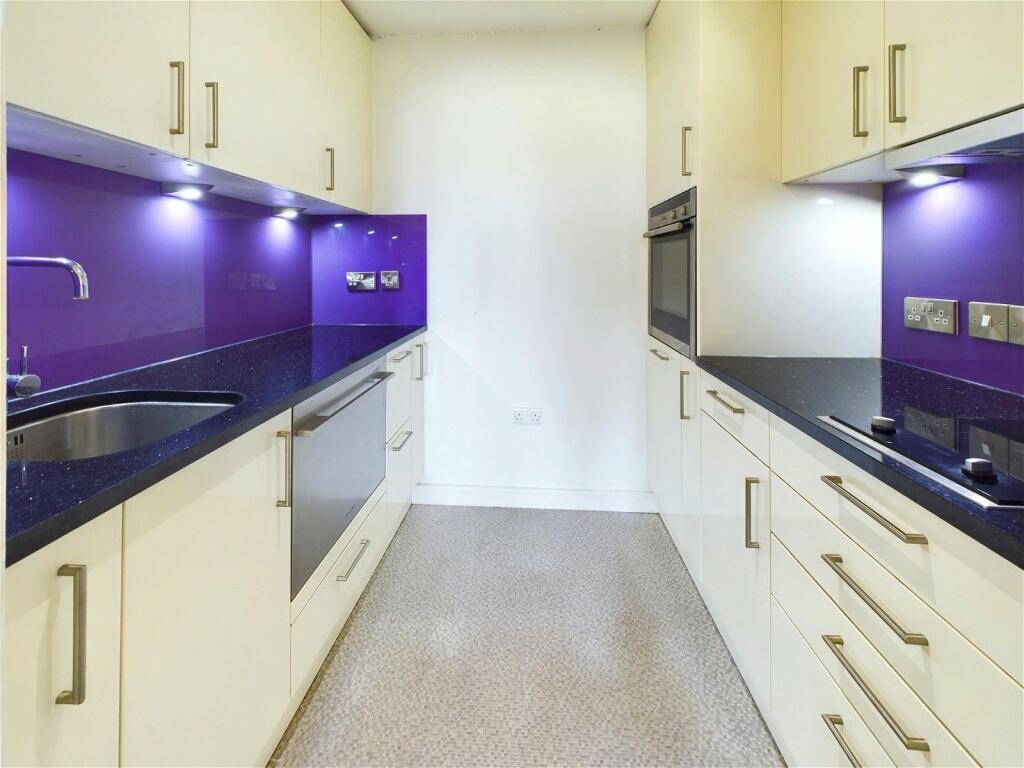 Additional property image - Buckingham Road, Shoreham by Sea