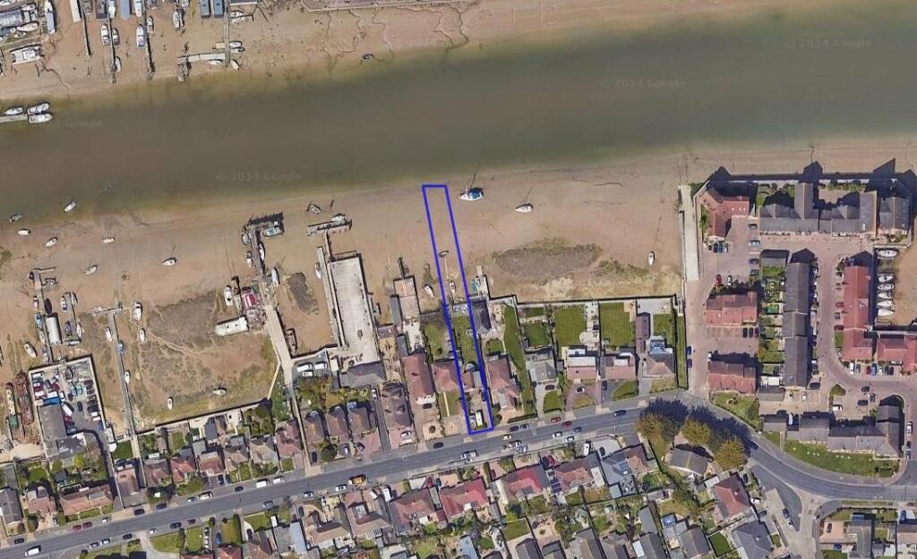 Additional property image - Riverside Road, Shoreham by Sea