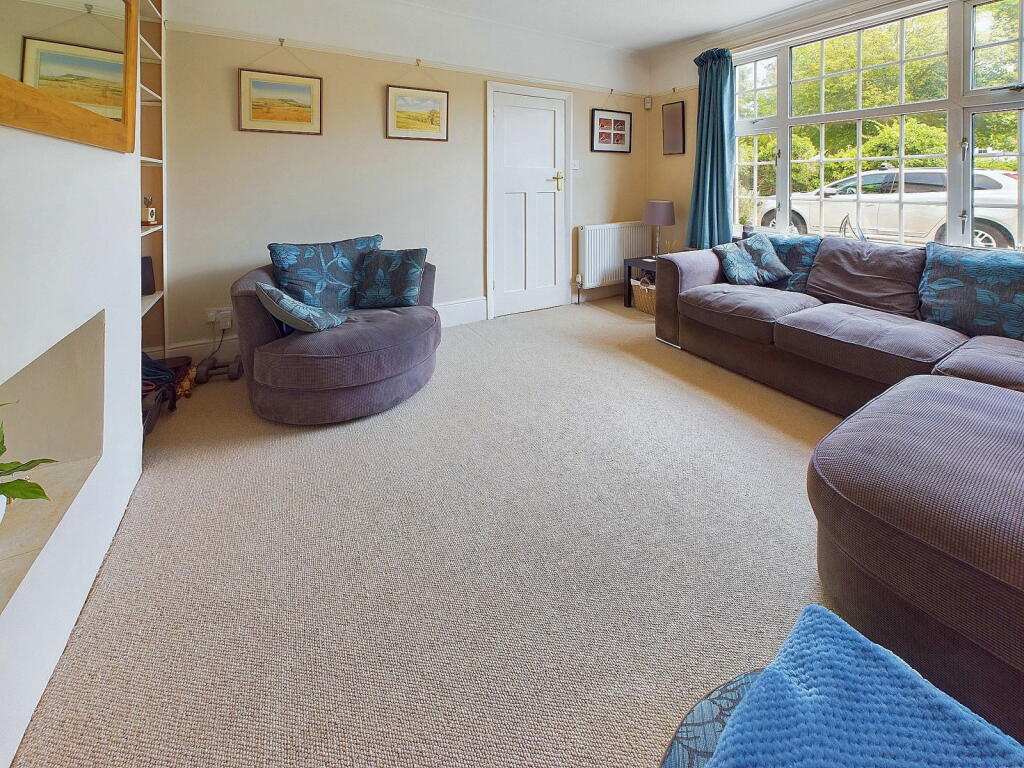 Additional property image - Windlesham Gardens, Shoreham-by-sea, West Sussex, BN43 5AD