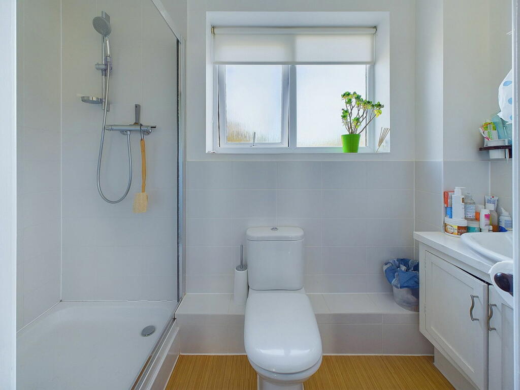Additional property image - Rainbow Square, Shoreham by Sea
