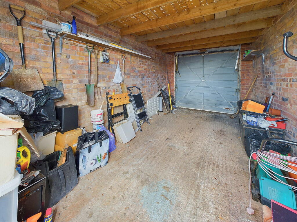Additional property image - Slonk Hill Road, Shoreham by Sea