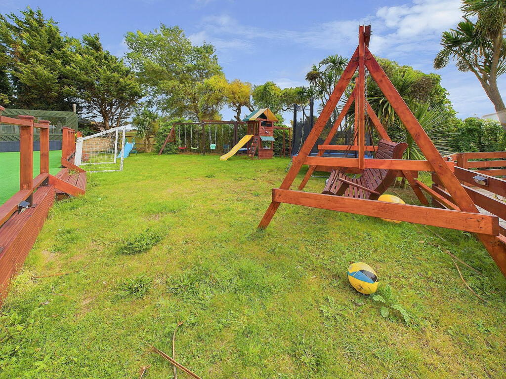 Additional property image - New Salts Farm Road, Shoreham by Sea