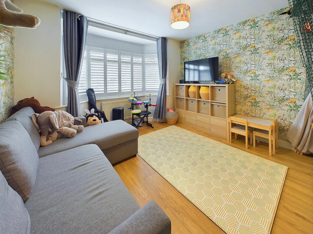 Additional property image - Hadrian Avenue, Southwick