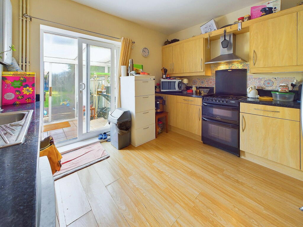 Additional property image - Rosslyn Road, Shoreham by Sea