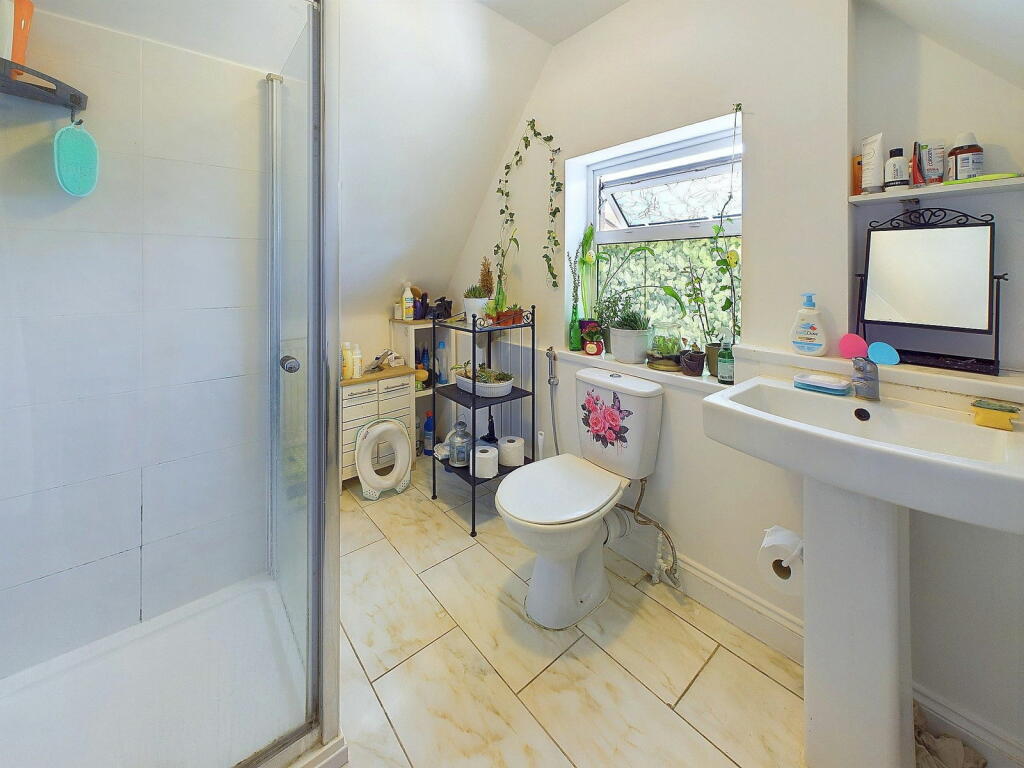 Additional property image - Rosslyn Road, Shoreham by Sea