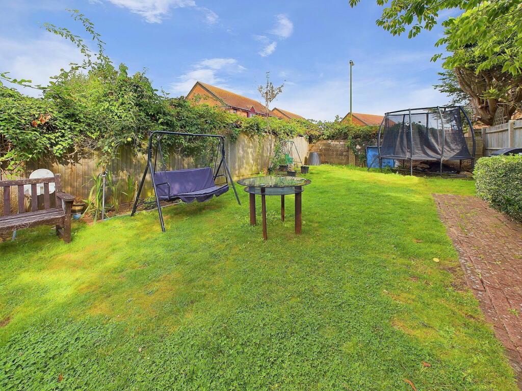 Additional property image - Rosslyn Road, Shoreham by Sea
