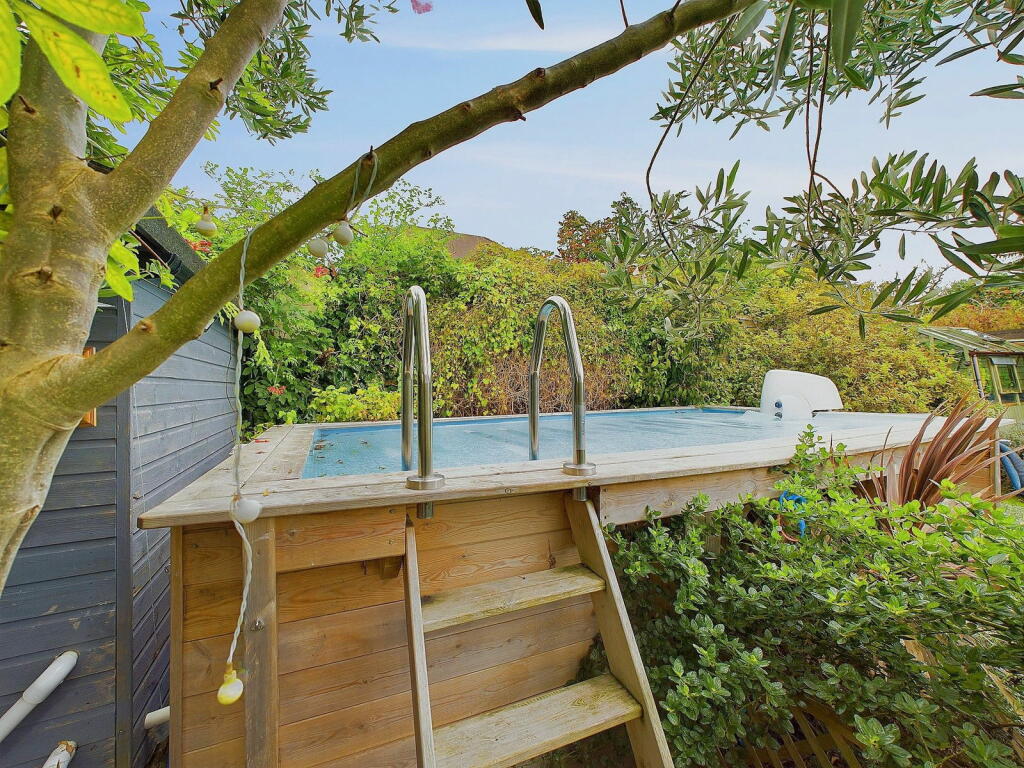 Additional property image - Parkside, Shoreham by Sea
