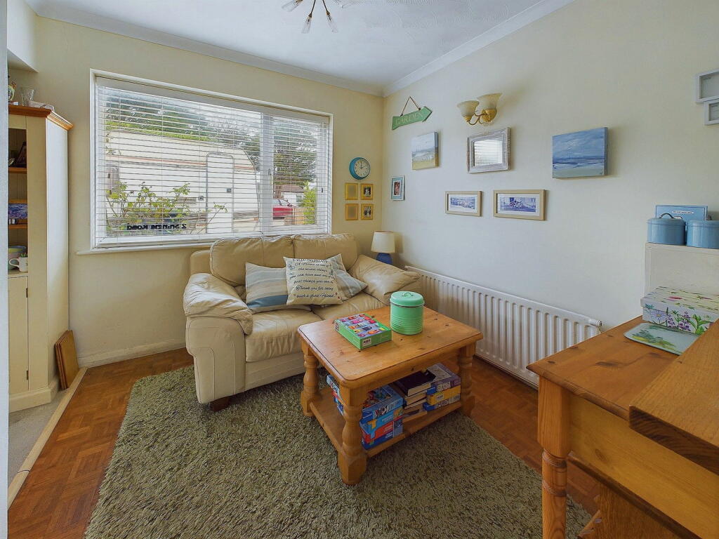 Additional property image - Shingle Road, Shoreham by Sea