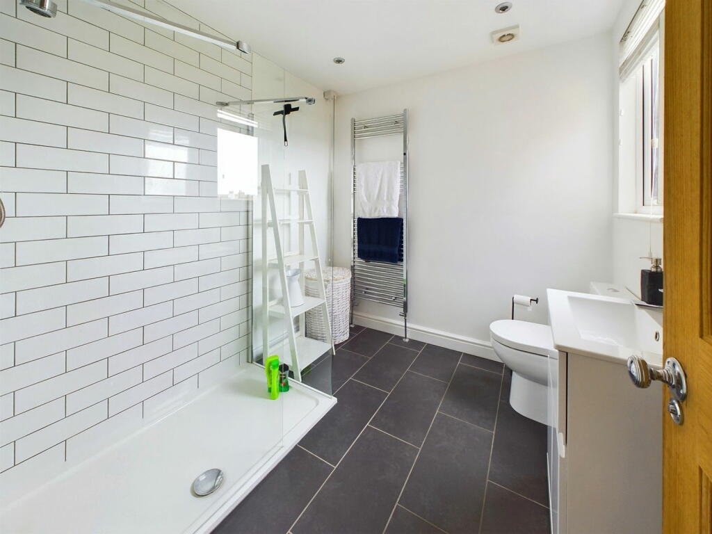 Additional property image - Gordon Road, Shoreham-by-Sea
