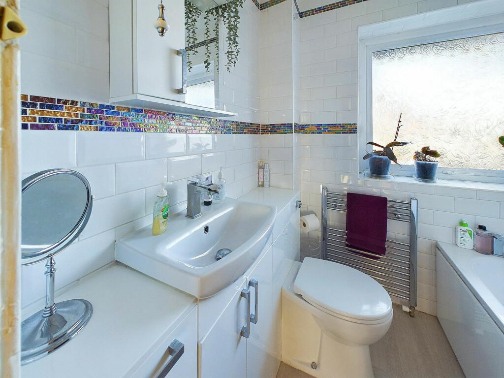 Additional property image - Southview Close, Southwick