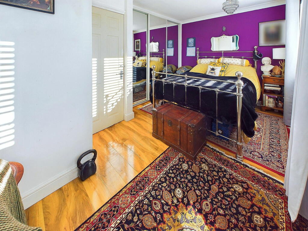 Additional property image - Southview Close, Southwick