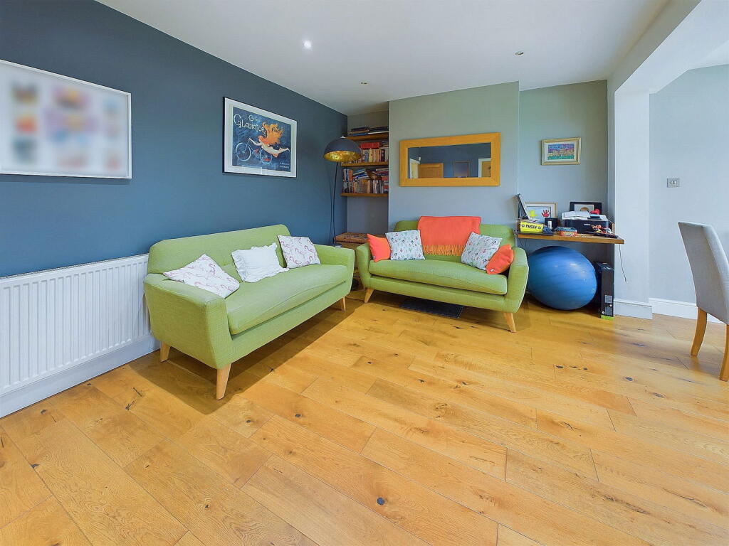 Additional property image - The Crescent, Southwick