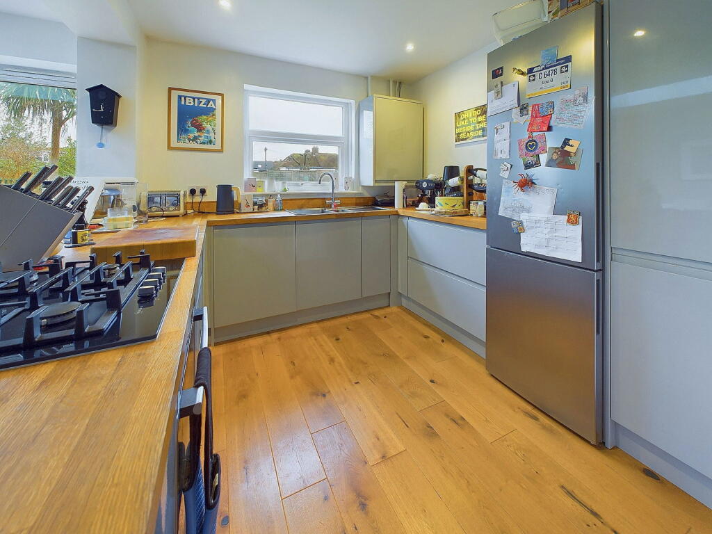 Additional property image - The Crescent, Southwick