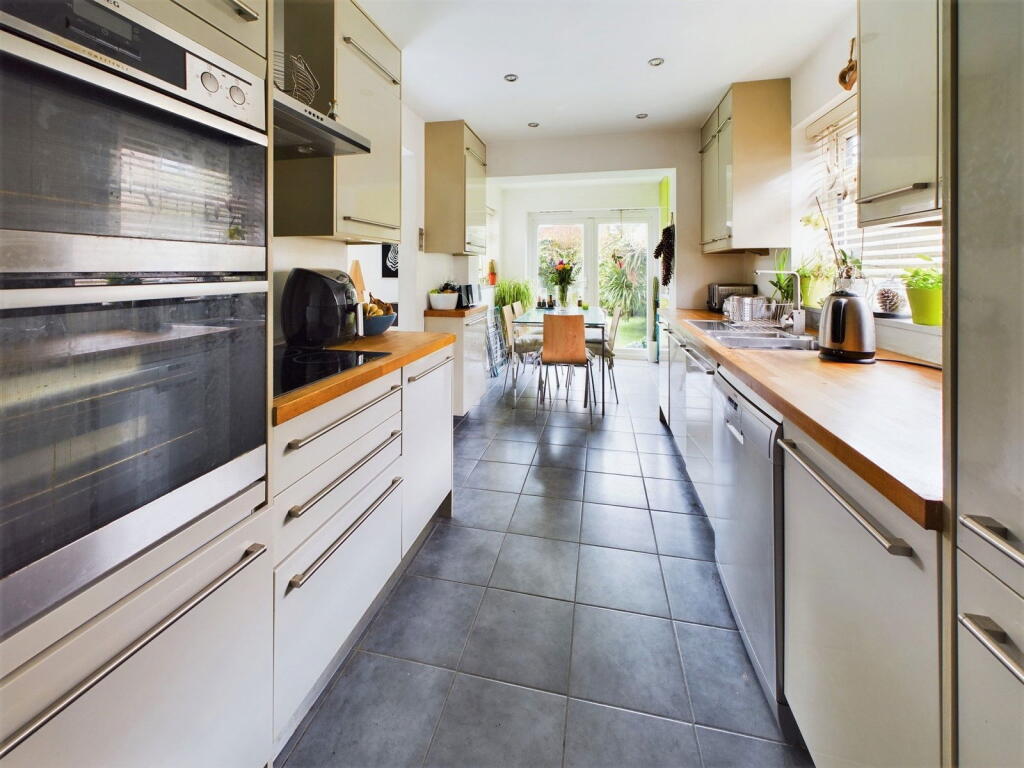 Additional property image - Mariners Close,Shoreham-by-sea,West Sussex,BN43 5LU
