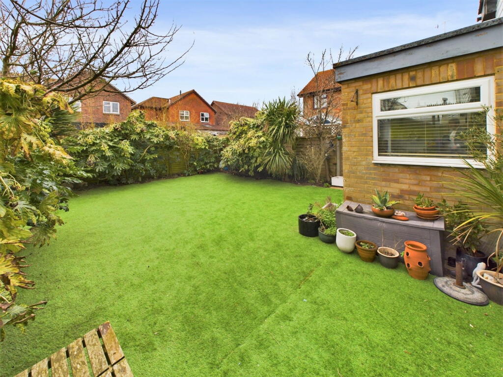 Additional property image - Mariners Close,Shoreham-by-sea,West Sussex,BN43 5LU