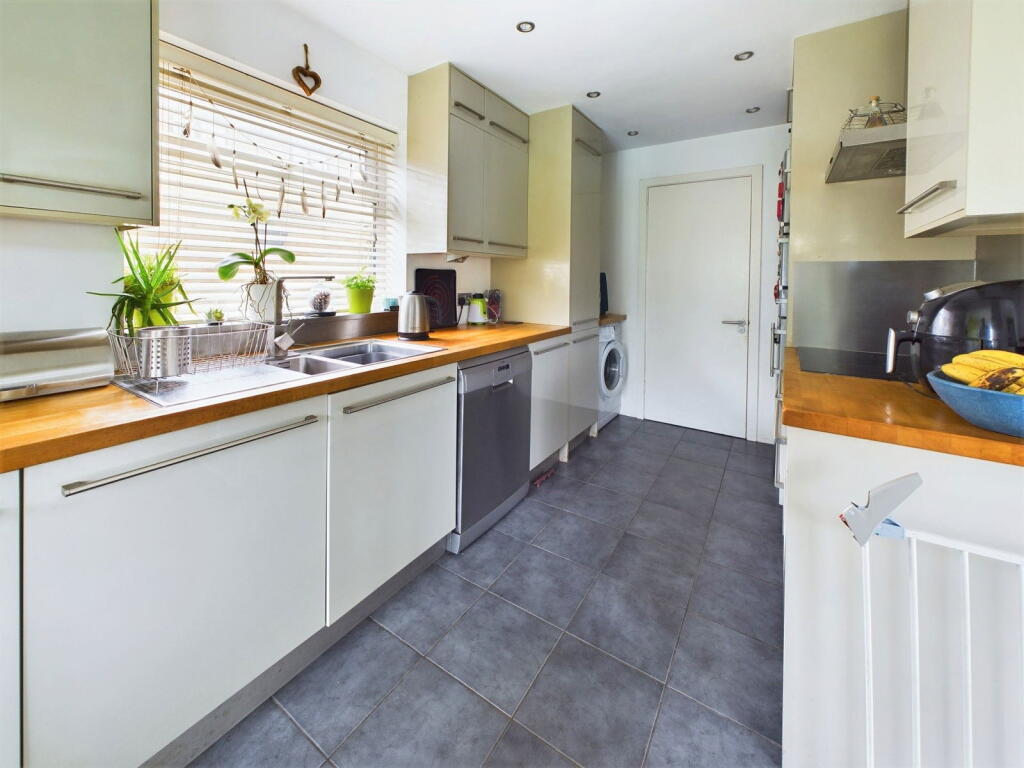 Additional property image - Mariners Close,Shoreham-by-sea,West Sussex,BN43 5LU