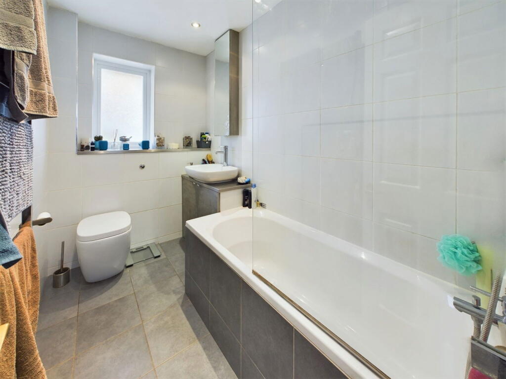 Additional property image - Mariners Close,Shoreham-by-sea,West Sussex,BN43 5LU
