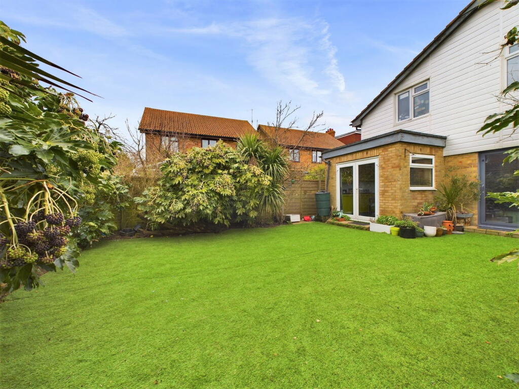 Additional property image - Mariners Close,Shoreham-by-sea,West Sussex,BN43 5LU