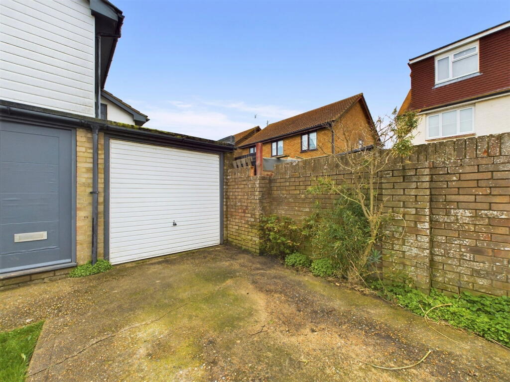 Additional property image - Mariners Close,Shoreham-by-sea,West Sussex,BN43 5LU