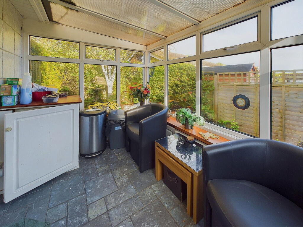 Additional property image - New Barn Close, Shoreham by Sea