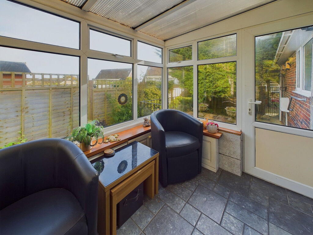 Additional property image - New Barn Close, Shoreham by Sea