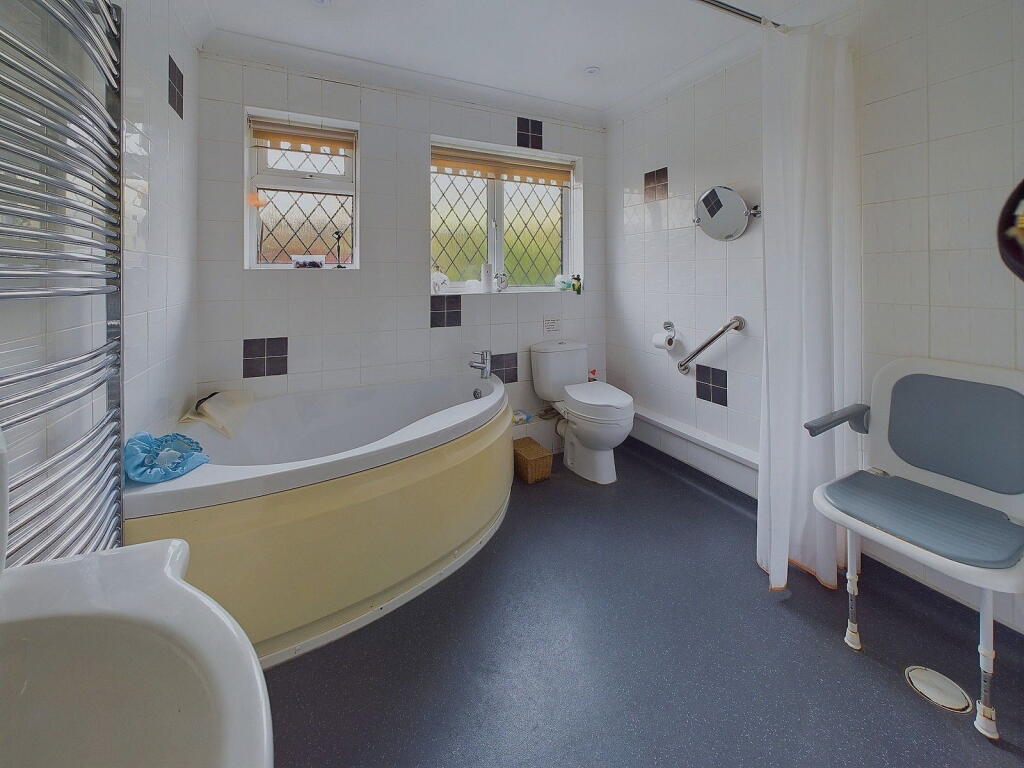 Additional property image - New Barn Close, Shoreham by Sea