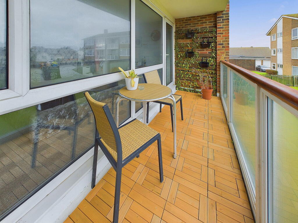 Additional property image - Beach Green, Shoreham by Sea