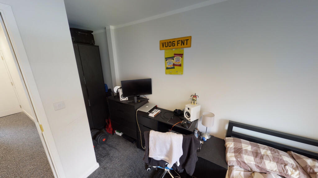 Additional property image - Gloucester Road, Bristol