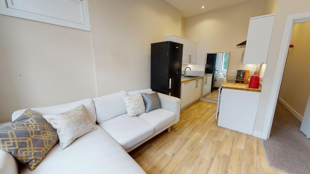 Additional property image - Whiteladies Road, Bristol, BS8